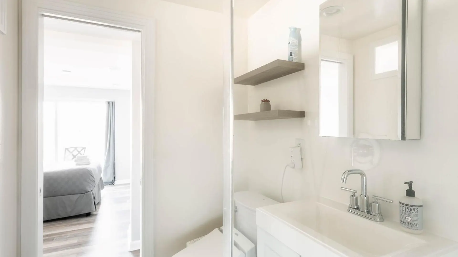 Private Nashville Haven - Minutes To Broadway, Bna